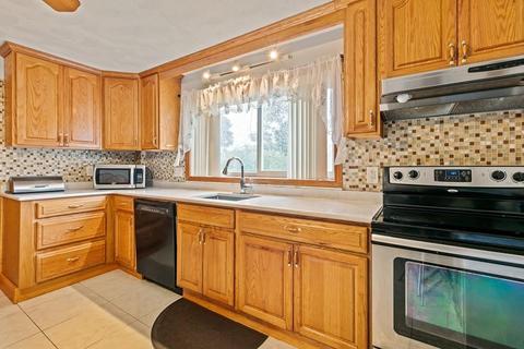 32 Dean St, Everett, MA 02149 photo 18