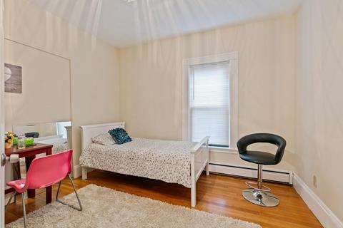 32 Dean St, Everett, MA 02149 photo 12