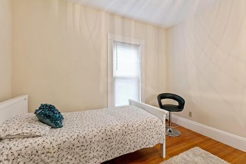 32 Dean St, Everett, MA 02149 photo 13