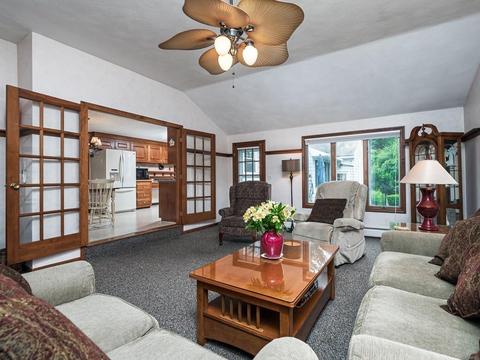 26 Mill St, Dunstable, MA 01827 photo 8