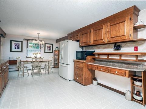 26 Mill St, Dunstable, MA 01827 photo 2