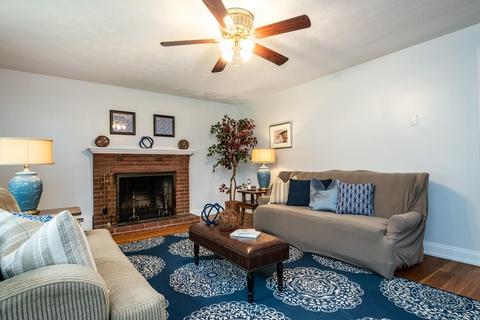 23 Pine Crest Dr, Worcester, MA 01604 photo 9
