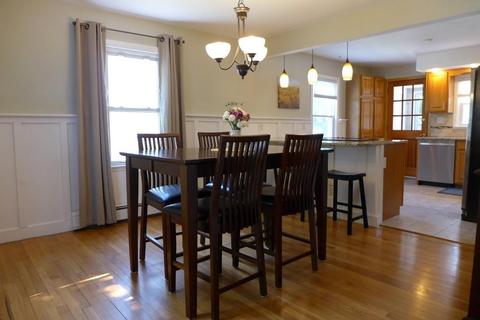 17 Acushnet Ave, Worcester, MA 01606 photo 12