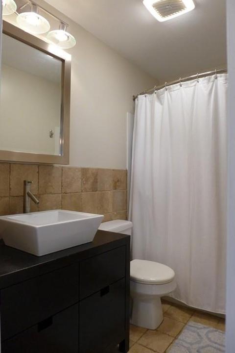 17 Acushnet Ave, Worcester, MA 01606 photo 21