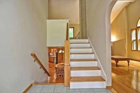 4 Apple Valley Dr, Acton, MA 01720 photo 3