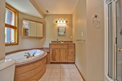 4 Apple Valley Dr, Acton, MA 01720 photo 14