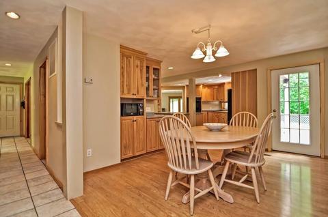 4 Apple Valley Dr, Acton, MA 01720 photo 8