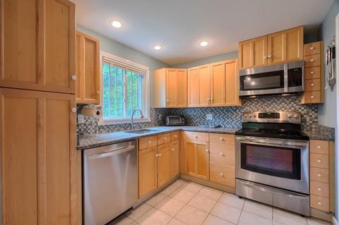8 Allan Dr, Maynard, MA 01754 photo 2