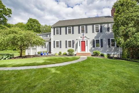 81 Summer St, Hingham, MA 02043 photo 2
