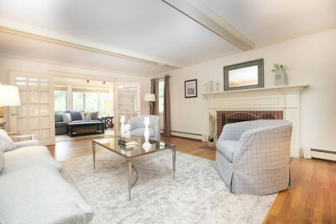 81 Summer St, Hingham, MA 02043 photo 9