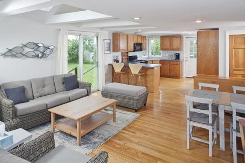 71 Everson Rd, Marshfield, MA 02050 photo 4