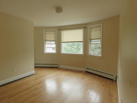23 Leyfred Ter, Springfield, MA 01108 photo 10