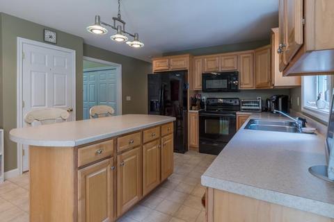 2 Tranquility Ln, Amherst, NH 03031 photo 8