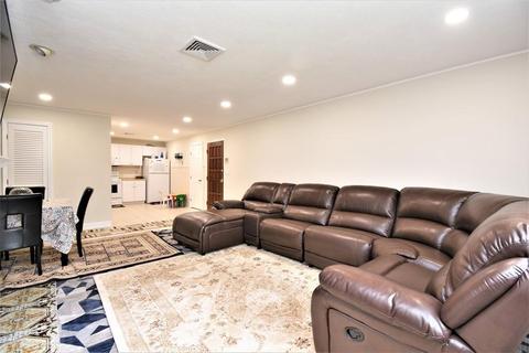 131 Forest St #E7, Saugus, MA 01906 photo 8