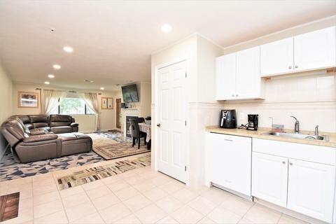 131 Forest St #E7, Saugus, MA 01906 photo 3