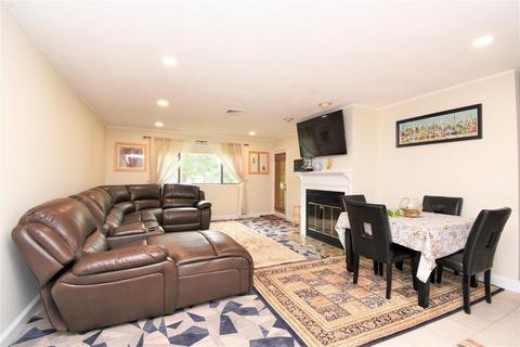 131 Forest St #E7, Saugus, MA 01906 photo 5