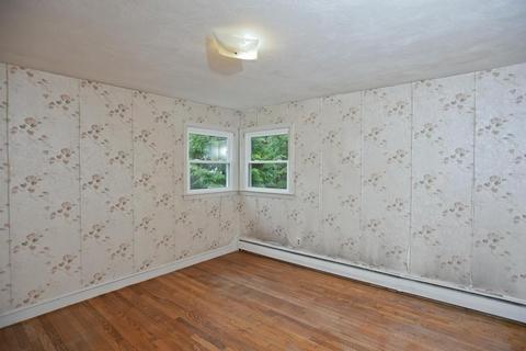 40 Brittany Rd, Springfield, MA 01151 photo 20