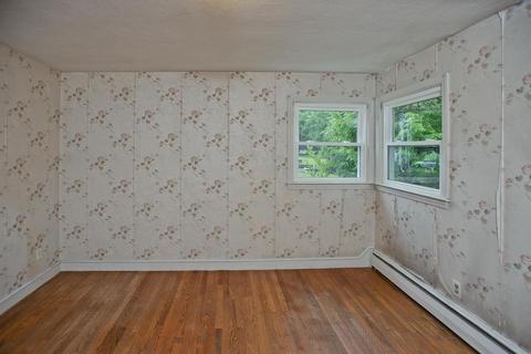 40 Brittany Rd, Springfield, MA 01151 photo 23