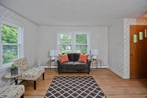 40 Brittany Rd, Springfield, MA 01151 photo 5