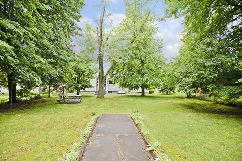 40 Brittany Rd, Springfield, MA 01151 photo 37