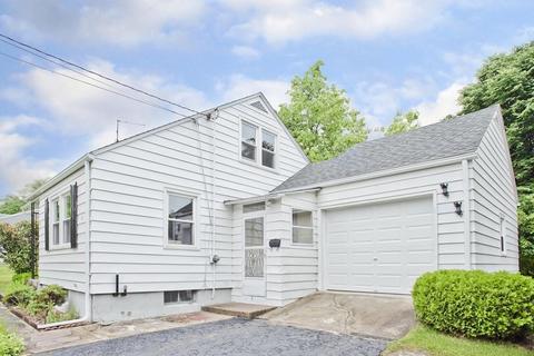 40 Brittany Rd, Springfield, MA 01151 photo 3