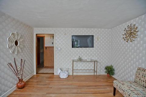 40 Brittany Rd, Springfield, MA 01151 photo 9