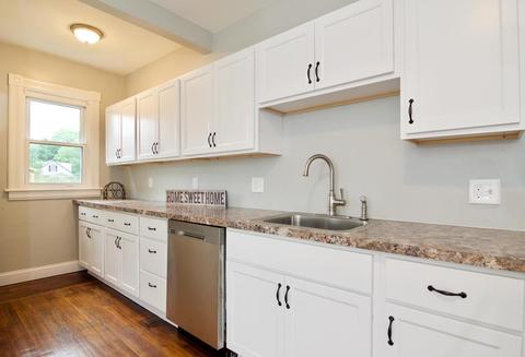 45 Middlesex St, Springfield, MA 01109 photo 4