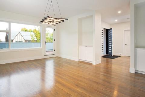 302 Mason Ter, Brookline, MA 02446 photo 14