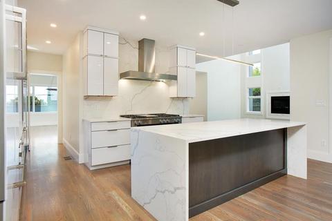 302 Mason Ter, Brookline, MA 02446 photo 18