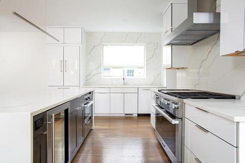 302 Mason Ter, Brookline, MA 02446 photo 19