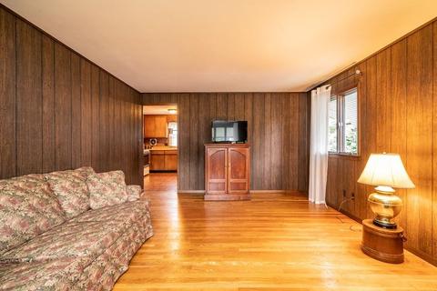123 Croyden Ter, Springfield, MA 01104 photo 9