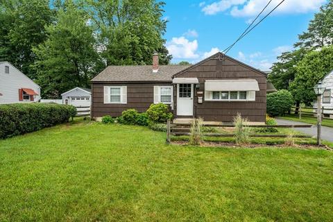 123 Croyden Ter, Springfield, MA 01104 photo 1