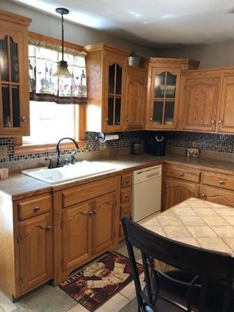 407 Anthony St, Fall River, MA 02721 photo 7
