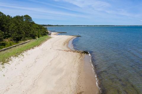 180 Vineyard Rd, Barnstable, MA 02635 photo 2