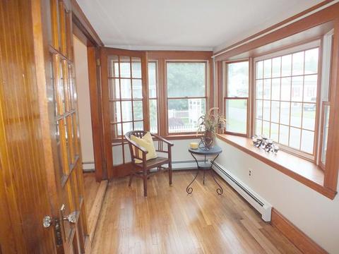 34 Richard St, Saugus, MA 01906 photo 3