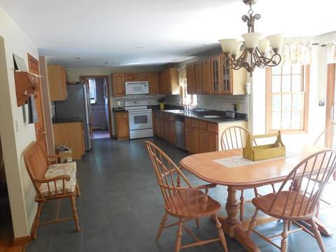 29 Sunset Dr, Dudley, MA 01571 photo 4