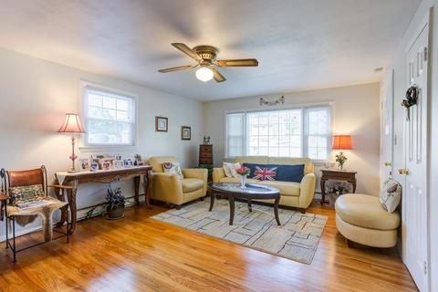 148 Nagle St, Springfield, MA 01151 photo 9