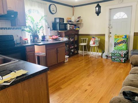 89 Centre St, Lynn, MA 01905 photo 1