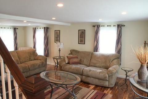 21 Cedar St, Raynham, MA 02767 photo 3