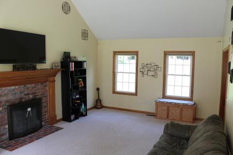 89 Depot Rd, Ashburnham, MA 01430 photo 3