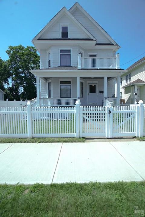 90 Governor St, Springfield, MA 01104 photo 1