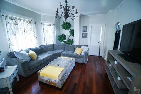 90 Governor St, Springfield, MA 01104 photo 4
