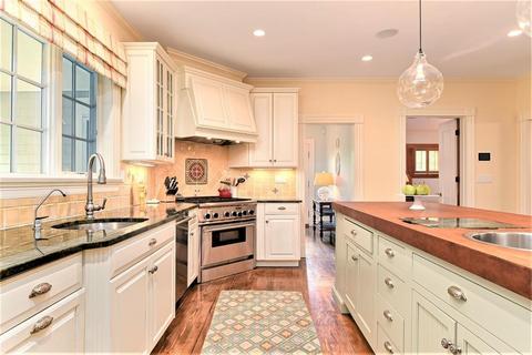 24 Stonefield Ct, Needham, MA 02492 photo 14