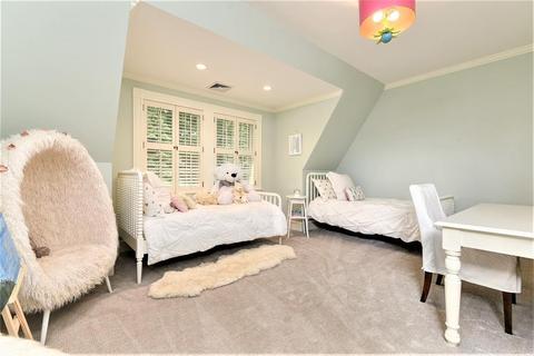 24 Stonefield Ct, Needham, MA 02492 photo 28