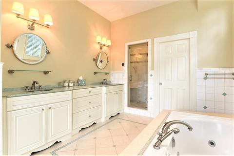 24 Stonefield Ct, Needham, MA 02492 photo 24