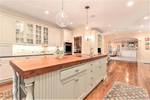 24 Stonefield Ct, Needham, MA 02492 photo 16