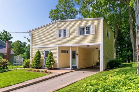 69 Longview Rd, Reading, MA 01867 photo 2