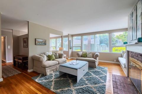 69 Longview Rd, Reading, MA 01867 photo 8