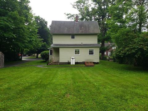 5 Highland St, Ware, MA 01082 photo 4