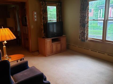 5 Highland St, Ware, MA 01082 photo 8